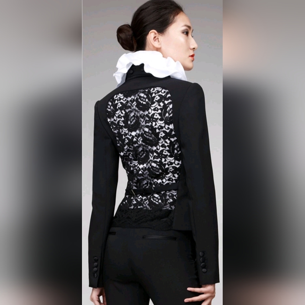 Dolce Gabbana LUXURY ITEM! The Cordonetto Lace Panel Black Wool Blazer. Sz   40